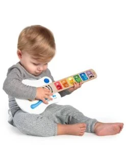 Guitare Magic Touch HAPE Blanc - Hape -Petit Monde Promos Boutique guitare magic touch hape 3
