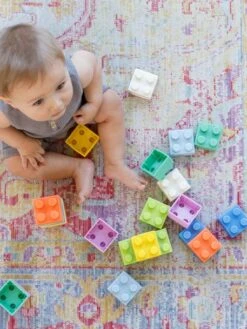 Mes Premières Briques Souples - INFANTINO Multicolore - Infantino 7 Mes Premières Briques Souples - INFANTINO Multicolore - Infantino -Petit Monde Promos Boutique mes premieres briques souples infantino 3